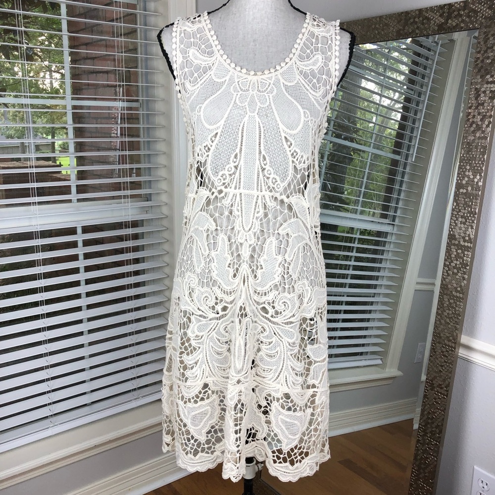 Solitaire Crochet Dress Medium EUC